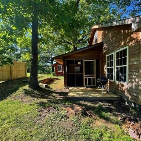 The Hideaway At Bear Mountain Log Cabins Eureka Springs Eksteriør bilde